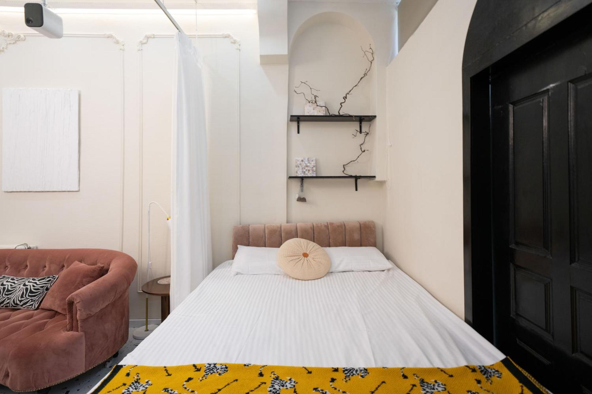 Shanghai Downtown Yi Du B&B - Near South Shaanxi Road Metro Station 600Meters 외부 사진